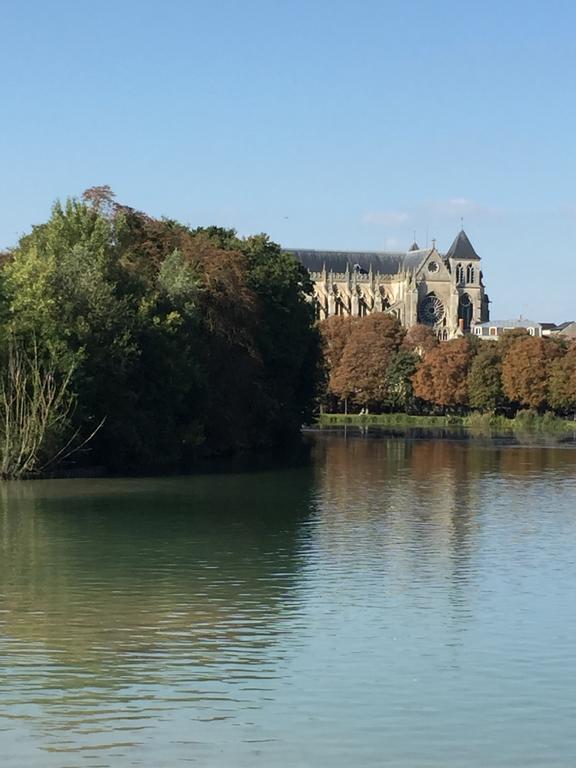 Hotel Du Pot D'Etain Châlons-en-Champagne Exteriör bild
